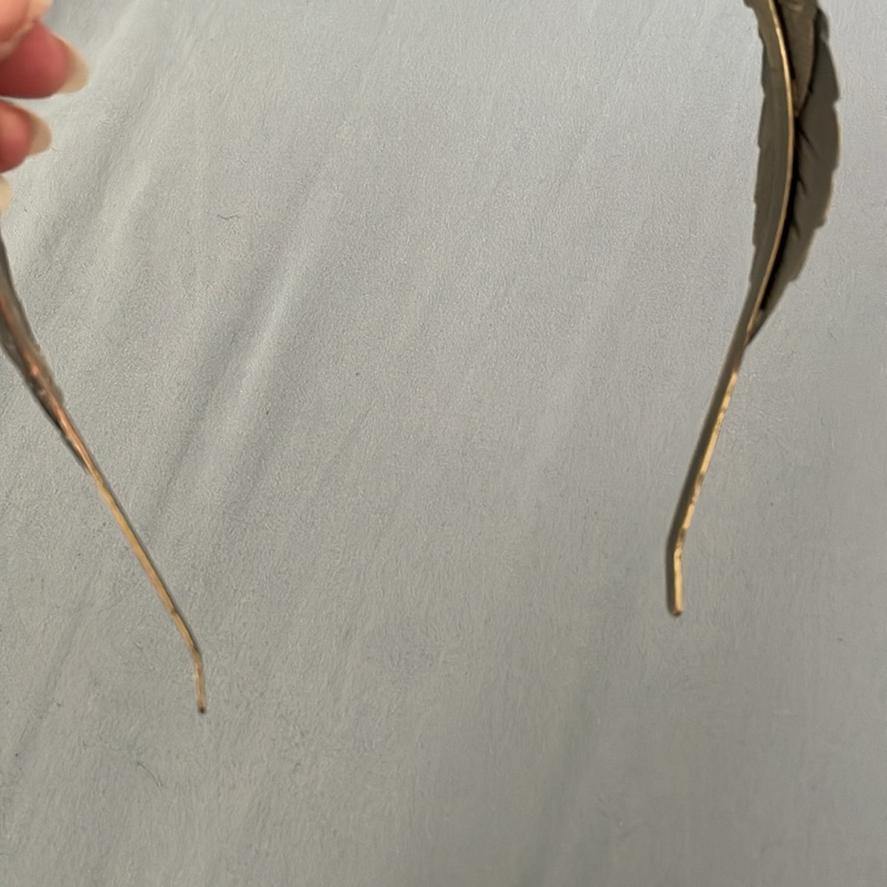 BCBG gold leaf headband - Picture 4 of 17